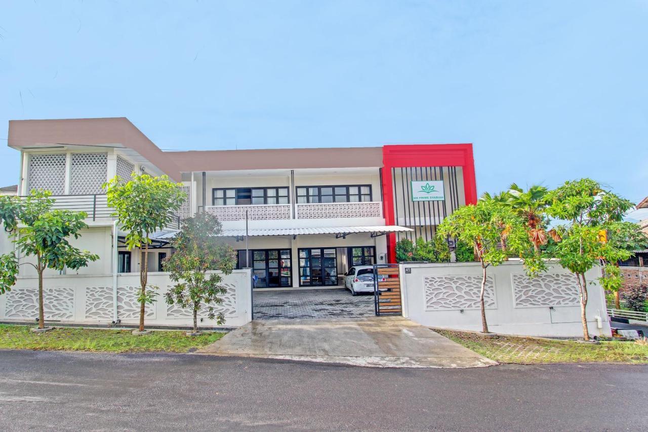 Capital O 91377 Mk Prime Syariah Hotel Semarang Ngoại thất bức ảnh